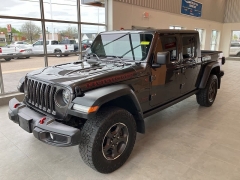 Used 2021 Jeep Gladiator Rubicon 4x4 at Suburban Ford of Sterling Heights near Sterling Heights, MI