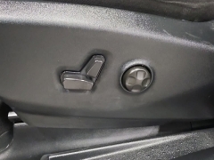 Used 2026  Chrysler Pacifica Select FWD at Maxx Loans near St&period; Adrian&comma; MI