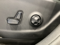 Used 2020 Jeep Cherokee Limited 4x4 at Suburban Ford of Sterling Heights near Sterling Heights, MI