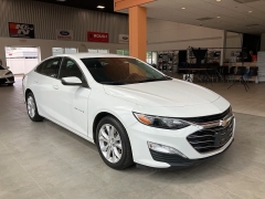 Used 2019 Chevrolet Malibu Hybrid 4d Sedan at Maxx Loans near ,