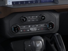 New 2024 Ford Bronco Outer Banks 4 Door 4x4 at Suburban Ford of Sterling Heights near Sterling Heights, MI