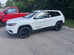 Used 2019 Jeep Cherokee Altitude 4x4 at Maxx Loans near St. Adrian, MI