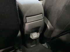 Used 2021 Jeep Renegade Latitude 4x4 at Suburban Ford of Sterling Heights near Sterling Heights, MI