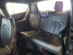 Used 2026  Chrysler Pacifica Select FWD at Maxx Loans near St&period; Adrian&comma; MI