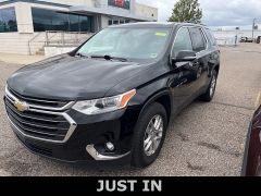 Used 2019 Chevrolet Traverse 4d SUV AWD LT Cloth w/1LT at Suburban Ford of Sterling Heights near Sterling Heights, MI