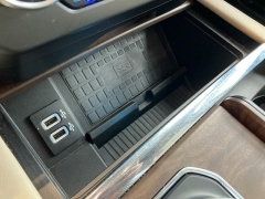 Used 2019 Ford Expedition Max 4d SUV 4WD Platinum at Maxx Loans near St. Adrian, MI