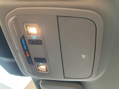 Used 2022 Ford Explorer XLT 4WD at Suburban Ford of Sterling Heights near Sterling Heights, MI