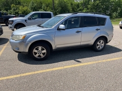 Used 2007 Mitsubishi Outlander 4d SUV 4WD LS at Maxx Loans near St. Adrian, MI