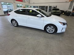 Used 2019  Hyundai Elantra SEL Auto at Maxx Loans near St&period; Adrian&comma; MI