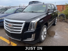 Used 2019 Cadillac Escalade 4d SUV 4WD Platinum at Suburban Ford of Sterling Heights near Sterling Heights, MI