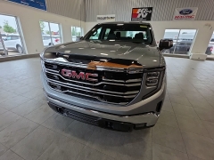 Used 2025  GMC Sierra 1500 4WD Crew Cab 147" SLT at Maxx Loans near St&period; Adrian&comma; MI