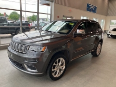 Used 2020 Jeep Grand Cherokee 4d SUV 4WD Summit V6 at Maxx Loans near ,