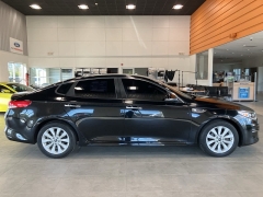 Used 2016  Kia Optima 4d Sedan EX at Maxx Loans near St. Adrian, MI