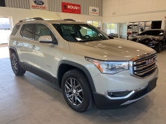 Used 2017  GMC Acadia AWD 4dr SLT w/SLT-1 at Maxx Loans near St. Adrian, MI