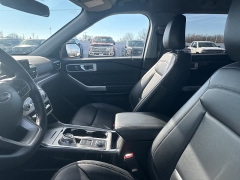 Used 2023  Ford Explorer XLT 4WD at Maxx Loans near St&period; Adrian&comma; MI