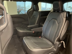 Used 2026  Chrysler Pacifica Limited FWD at Maxx Loans near St. Adrian, MI