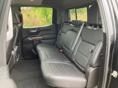 Used 2021 Chevrolet Silverado 1500 4WD Crew Cab LT Trail Boss at Maxx Loans near ,