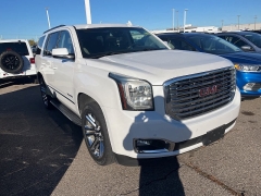 Used 2018 GMC Yukon 4d SUV 4WD SLT at Suburban Ford of Sterling Heights near Sterling Heights, MI