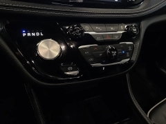 Used 2026  Chrysler Pacifica Limited FWD at Maxx Loans near St&period; Adrian&comma; MI