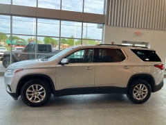 Used 2020 Chevrolet Traverse 4d SUV AWD LT Cloth w/1LT at Suburban Ford of Sterling Heights near Sterling Heights, MI