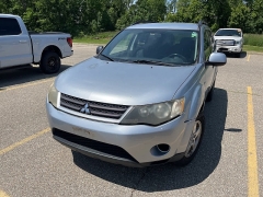 Used 2007 Mitsubishi Outlander 4d SUV 4WD LS at Maxx Loans near St. Adrian, MI