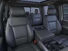 New 2025 Ford F-150 XLT 4WD SuperCrew Box at Suburban Ford of Sterling Heights near Sterling Heights, MI