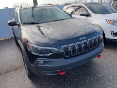 Used 2020  Jeep Cherokee Trailhawk 4x4 at Maxx Loans near St&period; Adrian&comma; MI