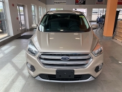 Used 2017 Ford Escape 4d SUV 4WD SE at Maxx Loans near ,