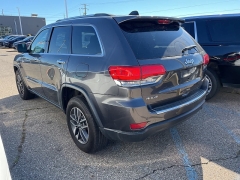 Used 2018 Jeep Grand Cherokee Limited 4x4 at Suburban Ford of Sterling Heights near Sterling Heights, MI