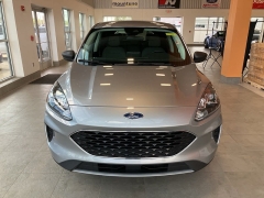 Used 2022 Ford Escape SE FWD at Maxx Loans near ,