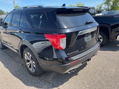 Used 2020 Ford Explorer 4d SUV 4WD Platinum 3.0L EcoBoost at Suburban Ford of Sterling Heights near Sterling Heights, MI