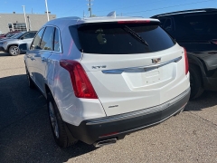Used 2017 Cadillac XT5 4d SUV AWD Luxury at Suburban Ford of Sterling Heights near Sterling Heights, MI