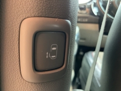 Used 2018 Kia Sedona SX FWD at Suburban Ford of Sterling Heights near Sterling Heights, MI