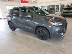 Used 2020  Chevrolet Trax 4d SUV FWD LT at Maxx Loans near St&period; Adrian&comma; MI
