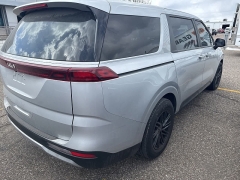 Used 2022  Kia Carnival LX Seat Package FWD at Maxx Loans near St&period; Adrian&comma; MI