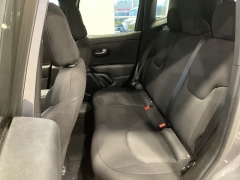 Used 2023  Jeep Renegade Latitude 4x4 at Maxx Loans near St&period; Adrian&comma; MI