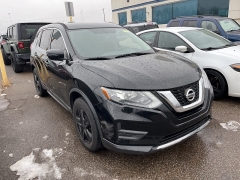 Used 2017  Nissan Rogue FWD at Maxx Loans near St&period; Adrian&comma; MI