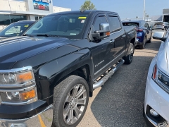 Used 2015 Chevrolet Silverado 1500 4WD Crew Cab 143.5" LTZ w/1LZ at Suburban Ford of Sterling Heights near Sterling Heights, MI