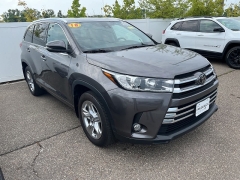 Used 2018 Toyota Highlander Limited V6 AWD (Natl) at Maxx Loans near St. Adrian, MI