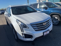 Used 2017 Cadillac XT5 4d SUV AWD Luxury at Suburban Ford of Sterling Heights near Sterling Heights, MI