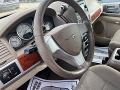 Used 2009  Chrysler Town & Country 4d Wagon Touring at Maxx Loans near St&period; Adrian&comma; MI