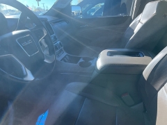 Used 2018 GMC Yukon 4d SUV 4WD SLT at Suburban Ford of Sterling Heights near Sterling Heights, MI