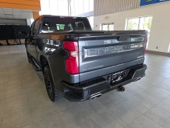 Used 2020  Chevrolet Silverado 1500 4WD Crew Cab 147" Custom Trail Boss at Maxx Loans near St&period; Adrian&comma; MI