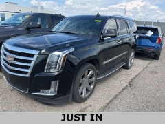 Used 2016 Cadillac Escalade 4d SUV 4WD Luxury at Maxx Loans near ,