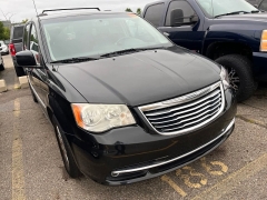Used 2013  Chrysler Town & Country 4d Wagon Touring at Maxx Loans near St&period; Adrian&comma; MI