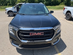 Used 2024 GMC Terrain FWD 4dr SLT at Suburban Ford of Sterling Heights near Sterling Heights, MI