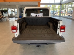 Used 2021 Jeep Gladiator Overland 4x4 at Maxx Loans near St. Adrian, MI
