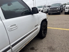 Used 2004  GMC Yukon 4dr 1500 4WD SLT at Maxx Loans near St&period; Adrian&comma; MI