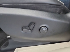 Used 2023  Chrysler Pacifica Limited FWD at Maxx Loans near St&period; Adrian&comma; MI