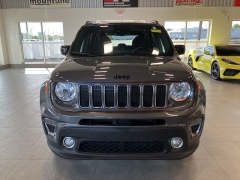 Used 2022  Jeep Renegade Altitude 4x4 at Maxx Loans near St. Adrian, MI